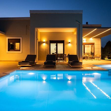 Bay Overlook Villa Korakiaí 外观 照片